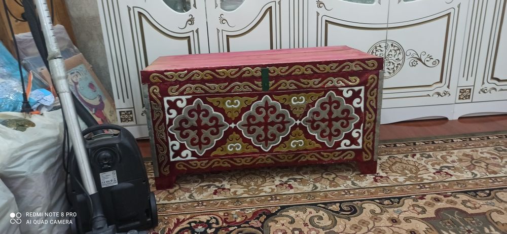 Сандық сатылады екі дана