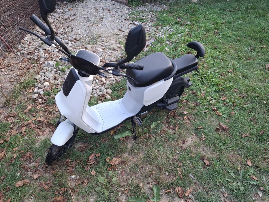 Scuter electric M12