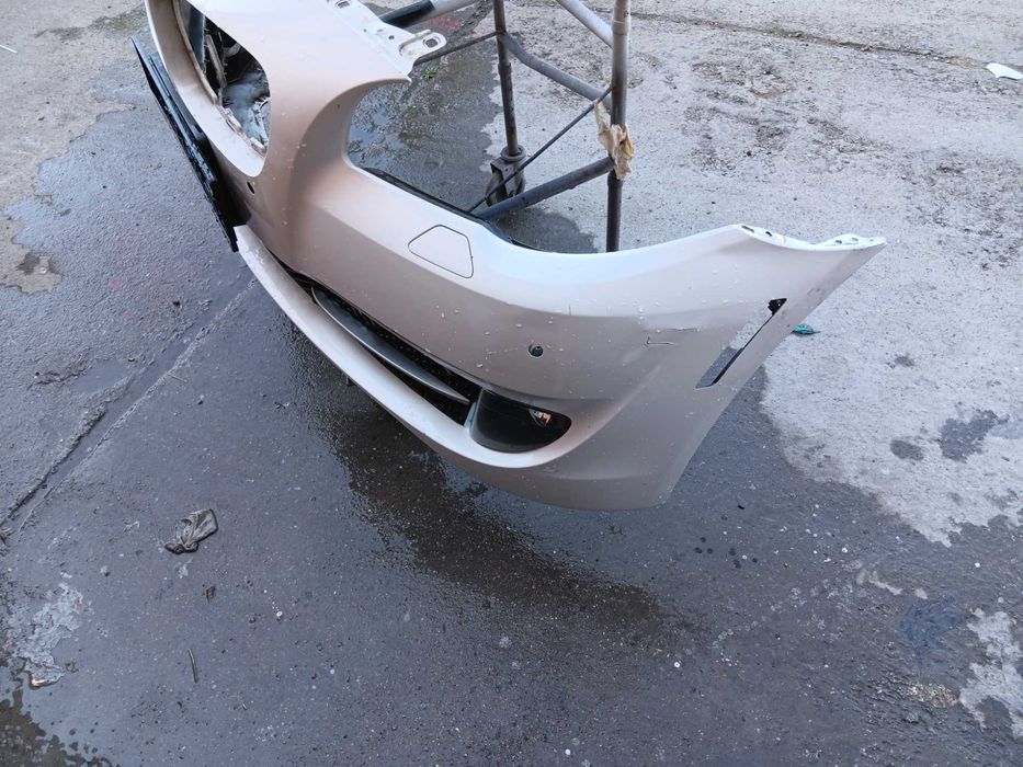 Предна броня за BMW F10