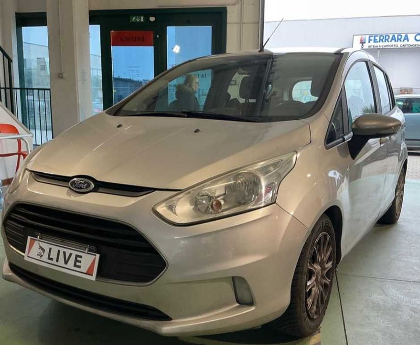 Inchiriez Ford B-Max 2017 1.4 GPL Uber/Bolt - Flota Autorizata ARR
