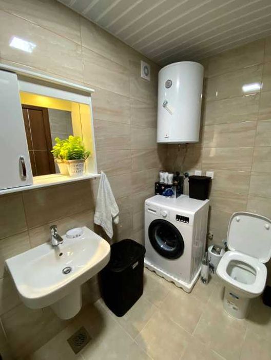 Дава се под наем Двустаен апартамент в Пловдив, Западен - 64 кв.м за 357 € - Снимка #2