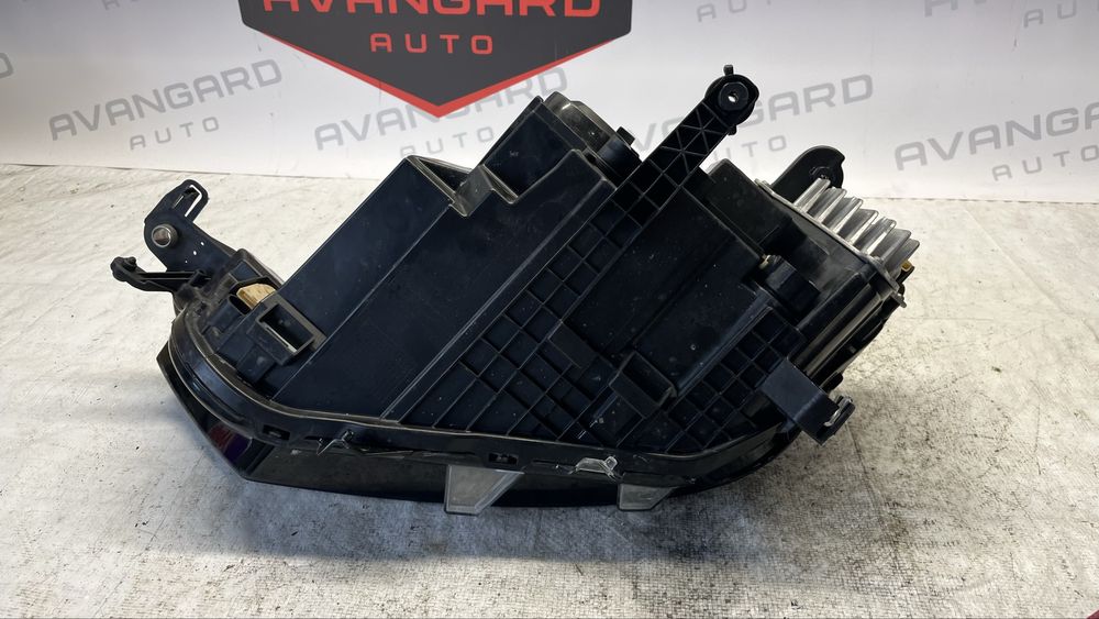 2 броя Фар VW T Roc Full Led десен