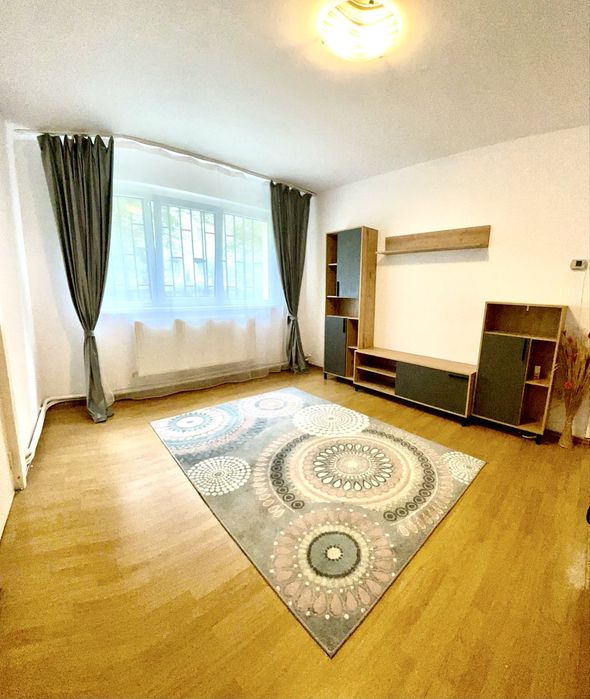 Apartament de inchiriat, 2 camere in zona Tic Tac - Bacau