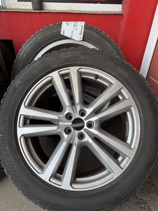 Оригинални джанти Audi в комплект с гуми Bridgestone