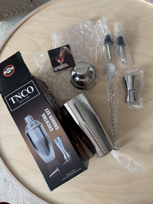 Set cocktails accesorii barman pt bauturi cu retete cocktails 750 ml