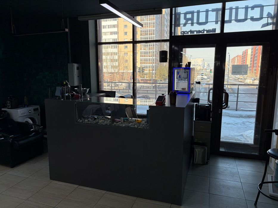 Помещение Кенесары 4
С отдельным входом,большими ок