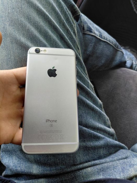 Айфон 6s продам .
