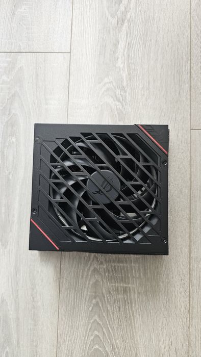 ASUS ROG STRIX 850W 80 PLUS Gold full modulara