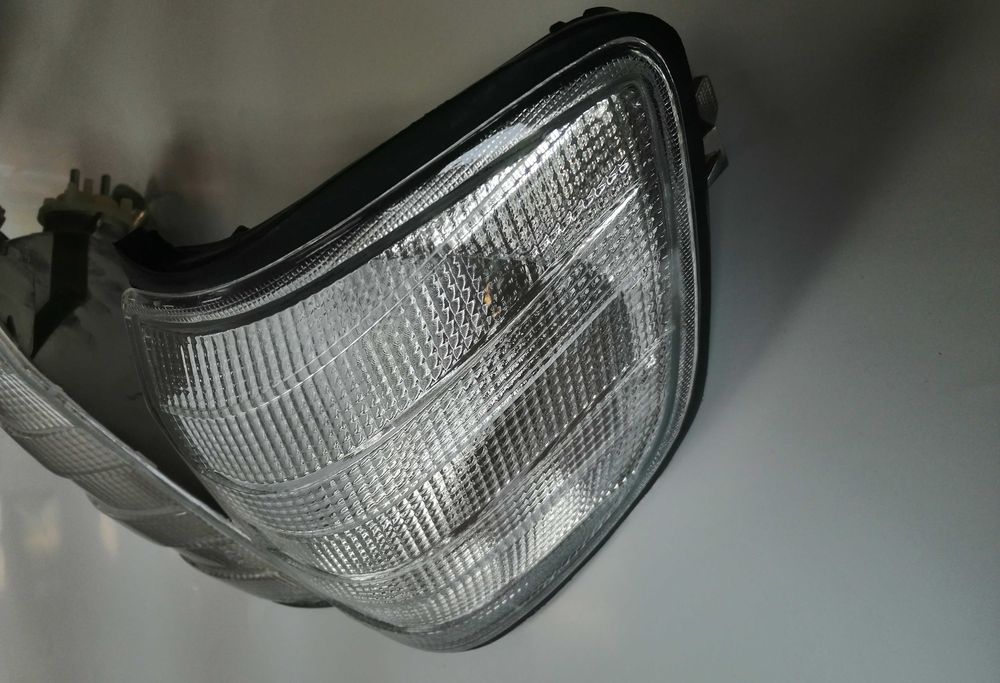 Бели мигачи за Мерцедес S класа W140