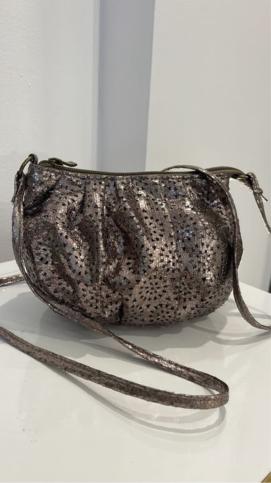 Дамски чанти и раници