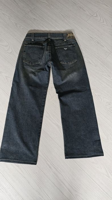 Джинсы armani jeans