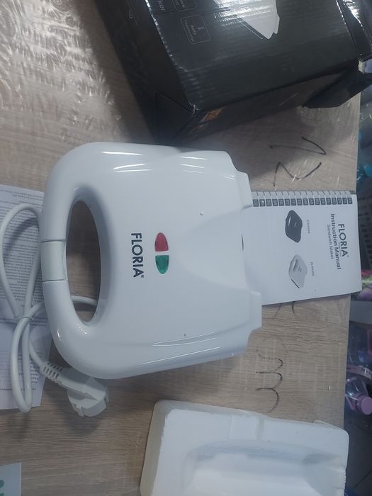 Sandwich maker aparat sandwich nou 700-800w