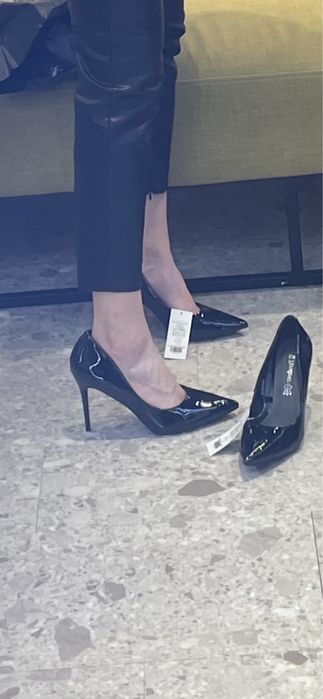 Обувки на висок ток Tendenz