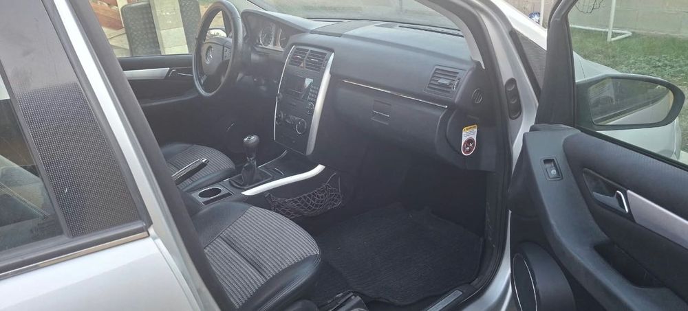 Mercedes Benz B class