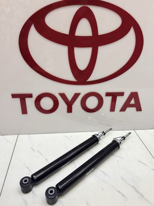 Амартизатор задние Toyota Yaris