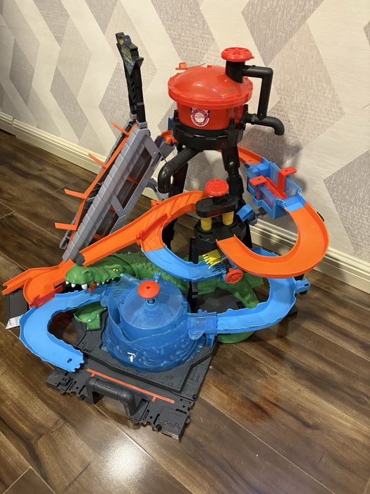 Автомойка Хотвилс Hot Wheels