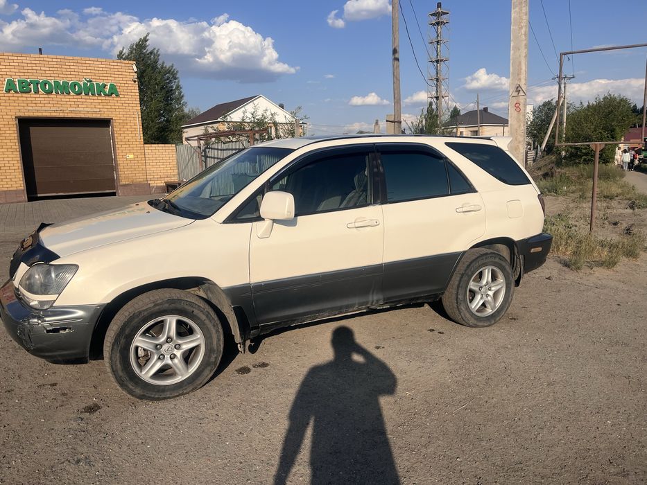 Продам лексус рх 300