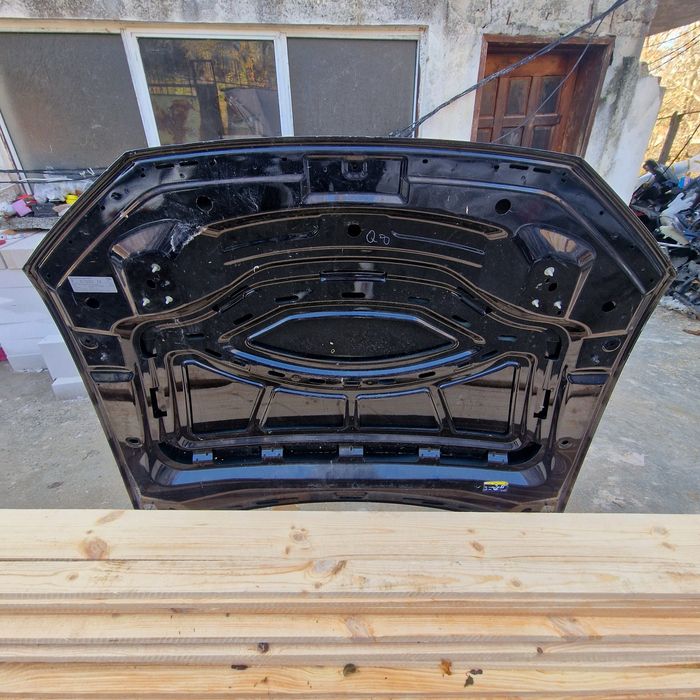 Audi Q8 4М8 преден капак