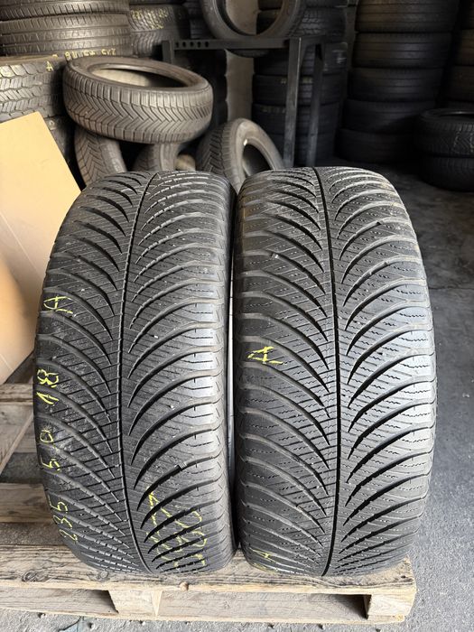 2 anvelope all season 235/50/18 , GoodYear !