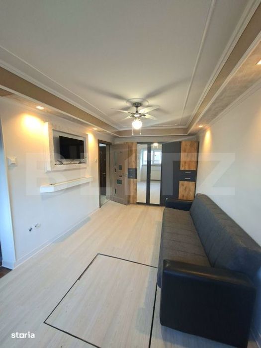Garsoniera complet renovata de vanzare