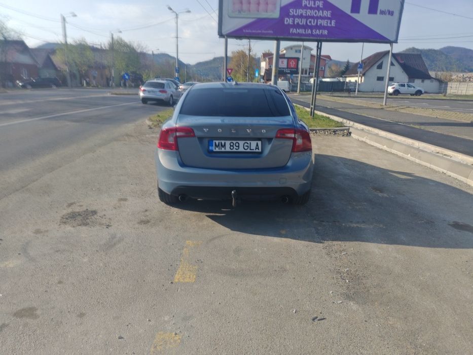VOLVO S60 2011 — imagine 5