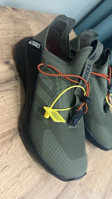 Кросовки спортивные Addidas