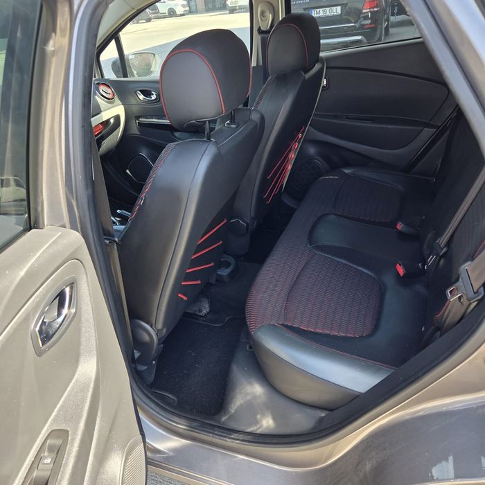Renault Captur 1,5 D an 2017 , euro 6 , 6400€