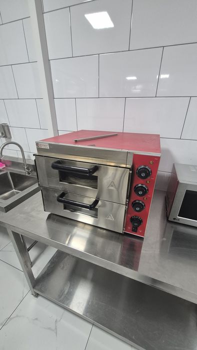 Пицца печь. На две пиццы