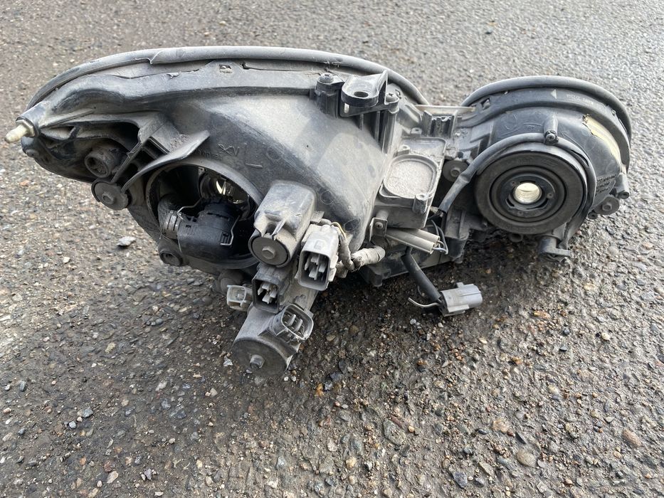 Левая фара lexus gs 300