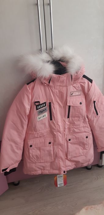 Куртки детские новые