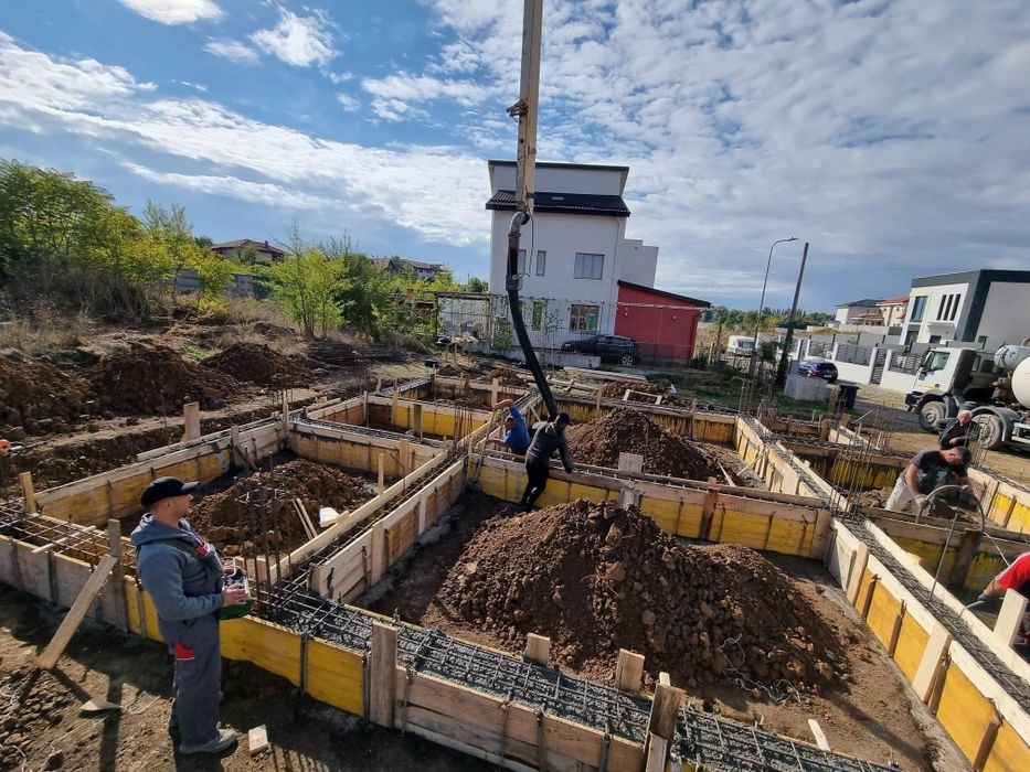 Construcții case și vile