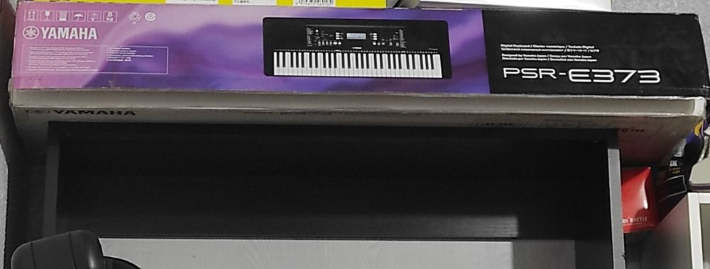 Синтезатор Yamaha E 373