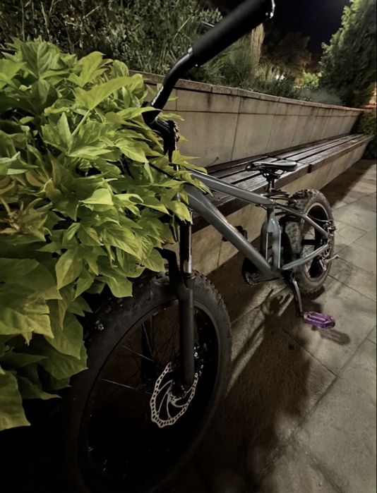 Bicicleta MTB fatbike, roti de 20x4