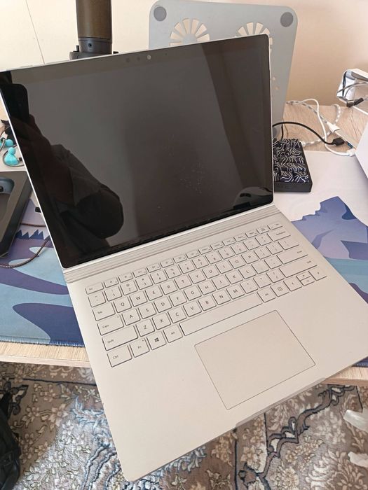 Microsoft surface book 2 gtx 1050 2gb