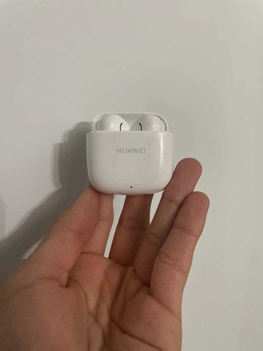 Продам нашуники Huawei FreeBuds SE 2