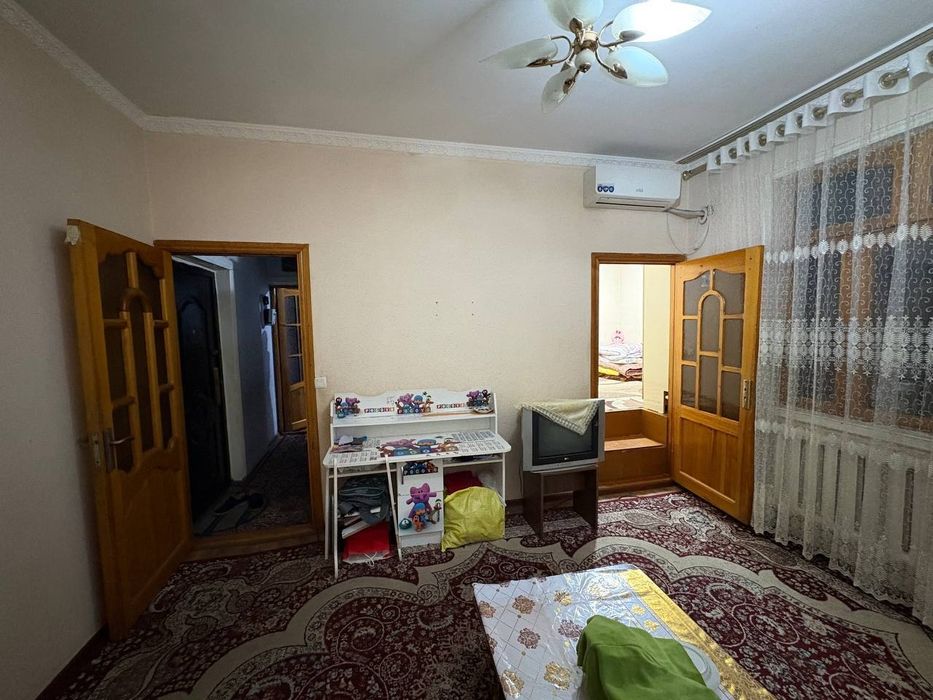 Продаётся квартира Чиланзар 2 квартал 2в3/4/4 панель