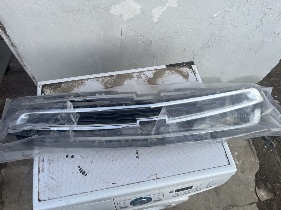 Решотка Cobalt БУ