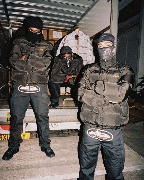 Corteiz 4Starz Cargo Pants / Black гр. Банско • OLX.bg