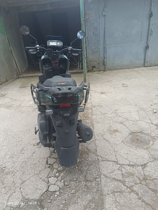 Подаю скутер Tank gst 150