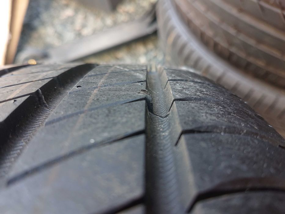 Anvelope vara noi Michelin Primacy 4 215 65 R17 17 Kumho Ecsta HS52