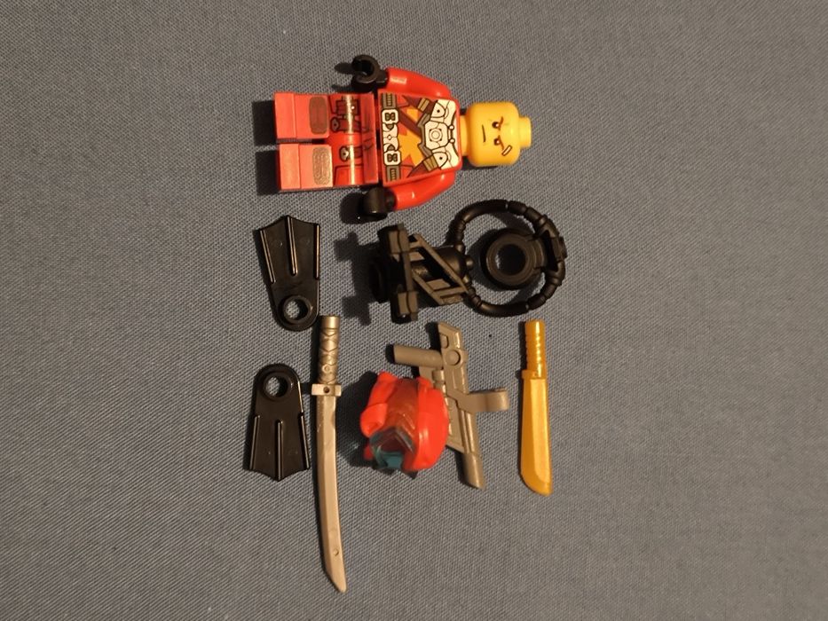 Lego ninjago : Garmadon ,Lloyd,Kai,Cole,Wyldfyre