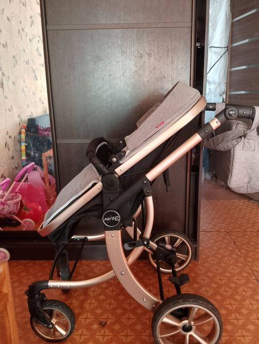 Продам коляску б/у