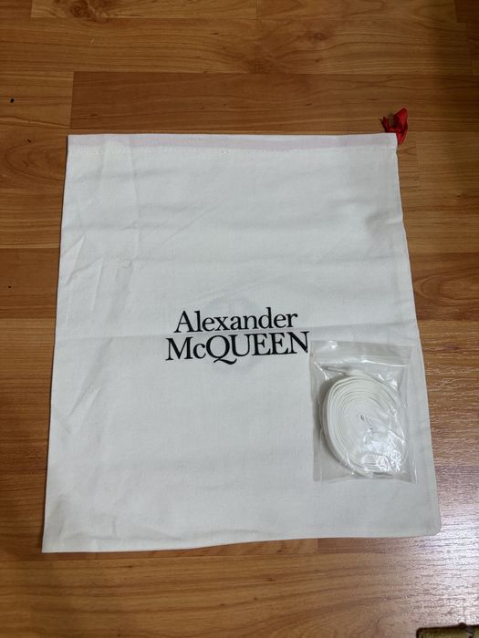 Alexander McQueen Crystal 42