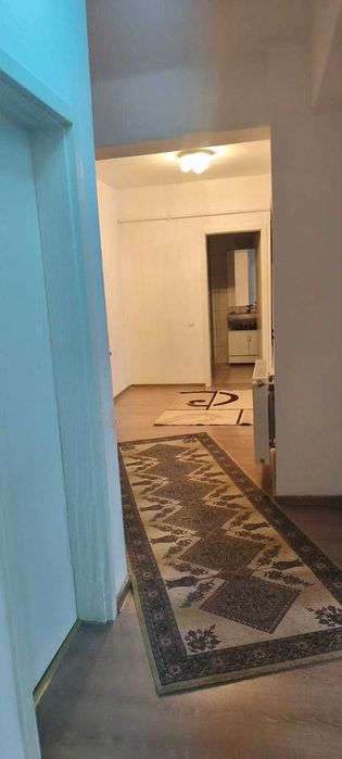 Închiriere apartament 3 camere