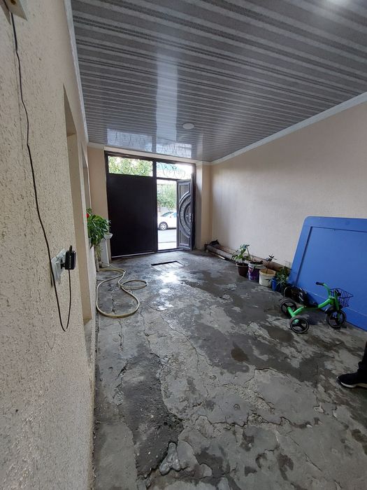 Продаётся дом участок 2.5 соток 4 ком  Яангиобод.