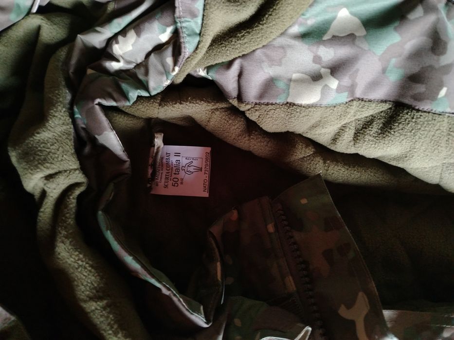 Geaca militara combat