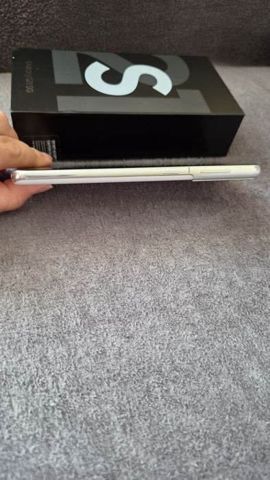 Samsung galaxy s21 5g, с нова батерия