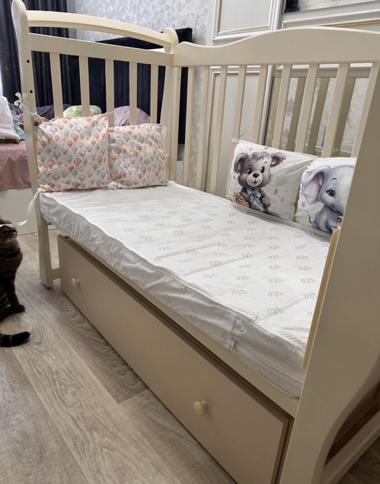 Детская кроватка