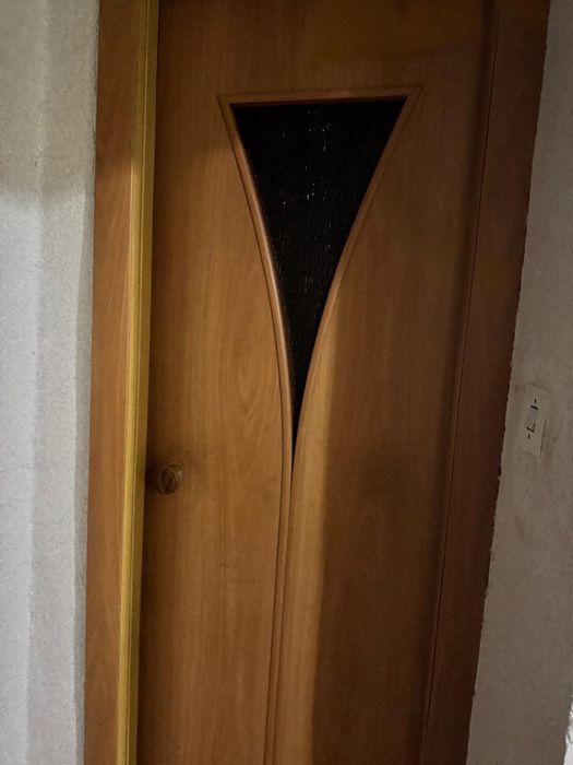 Продам межкомнатные двери