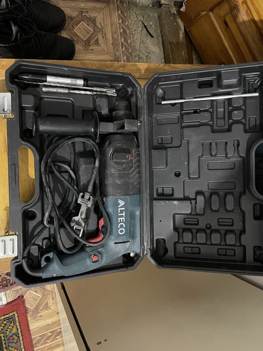 Продам перфоратор